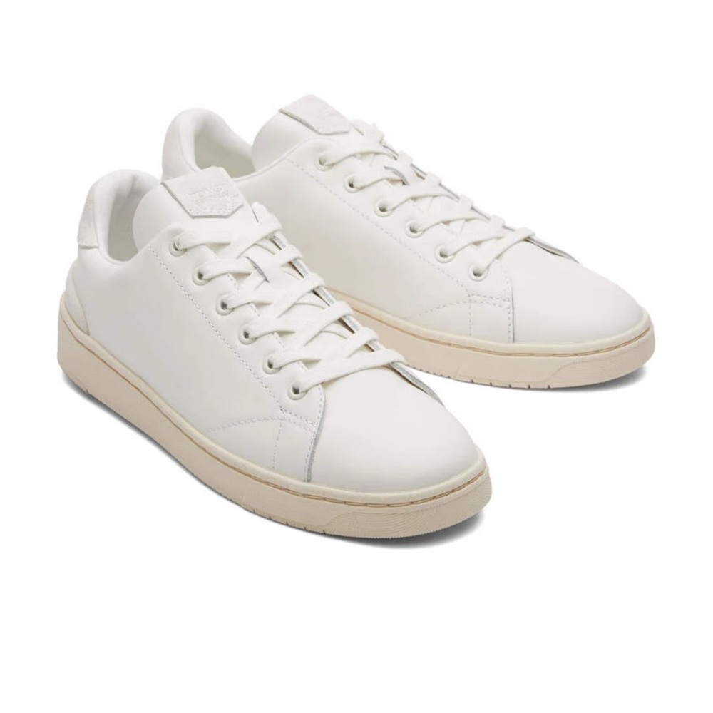 NIB - men’s Tom’s sneakers